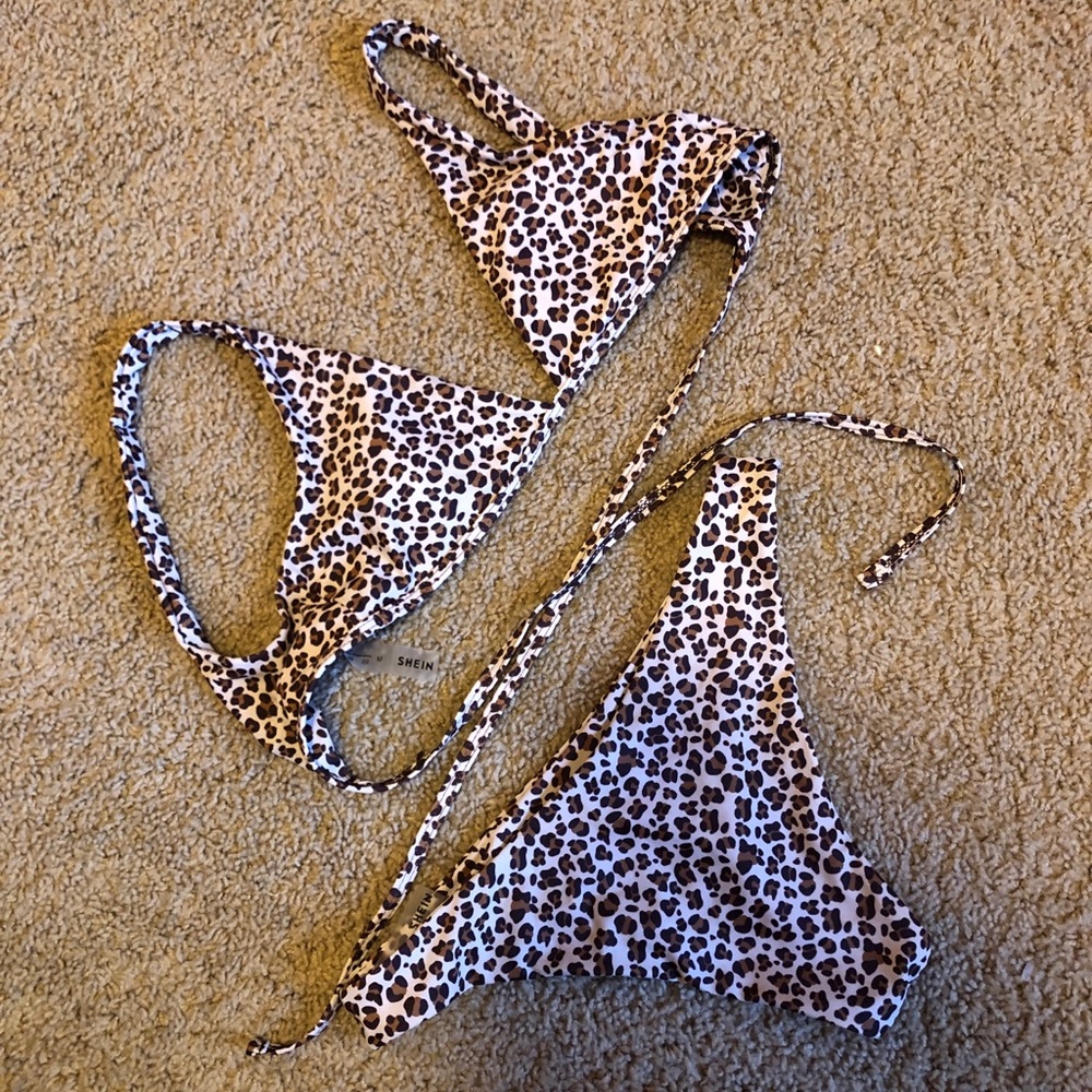 SHEIN Cheetah Print Bikini